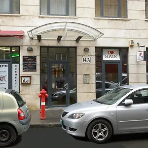 Orangehomes Large Erkel Street Budapest